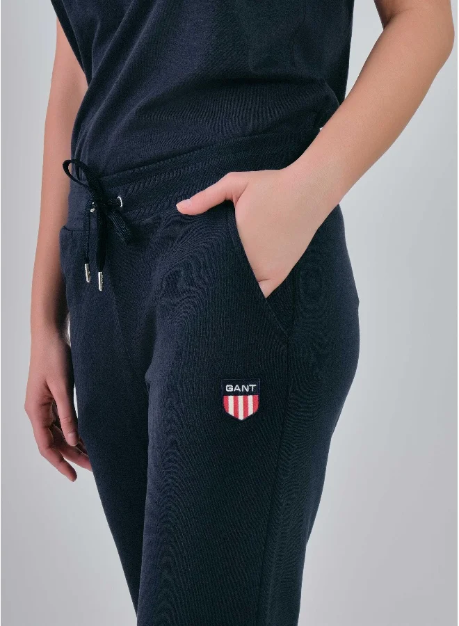 GANT Regular Fit Retro Shield Sweat Pants