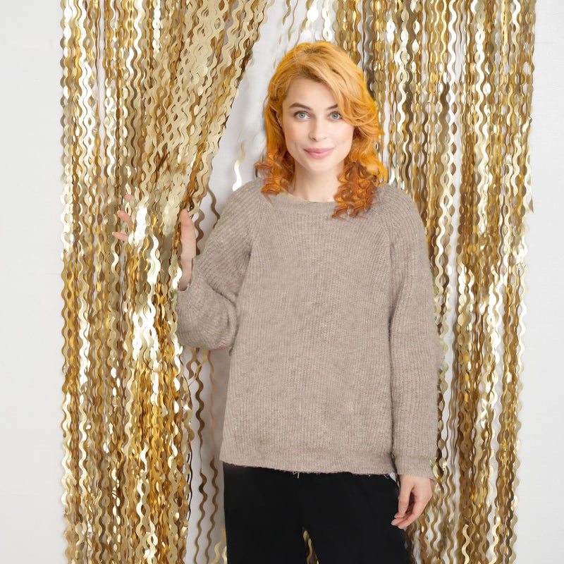 KEEUH 4 Pack Wavy Champagne Gold Metallic Tinsel Foil Fringe Curtains Backdrop - 3.3X6.6ft Foil Fringe Backdrop for Parties | Door Streamers for Birthday | Photo Booth Backdrops Party Decor - Image 3