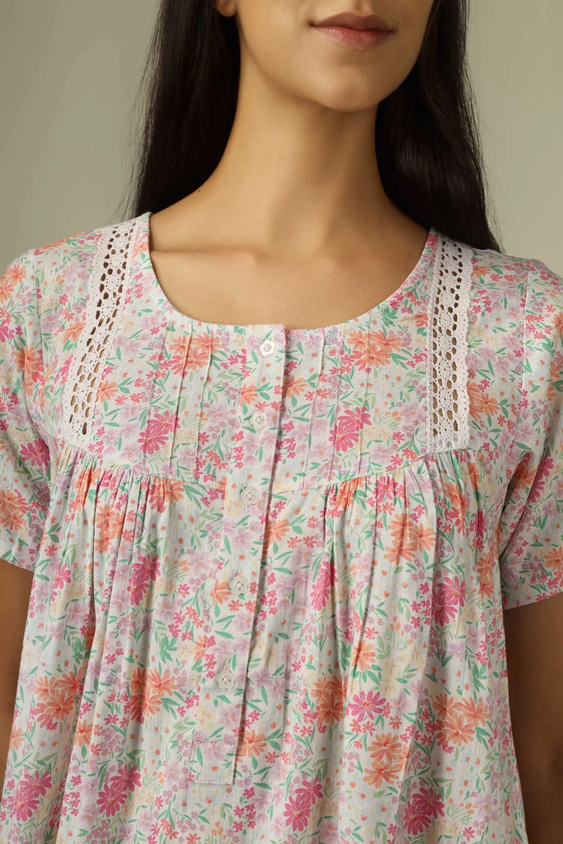 After Dark Buttercup, Multicolor Nightdress