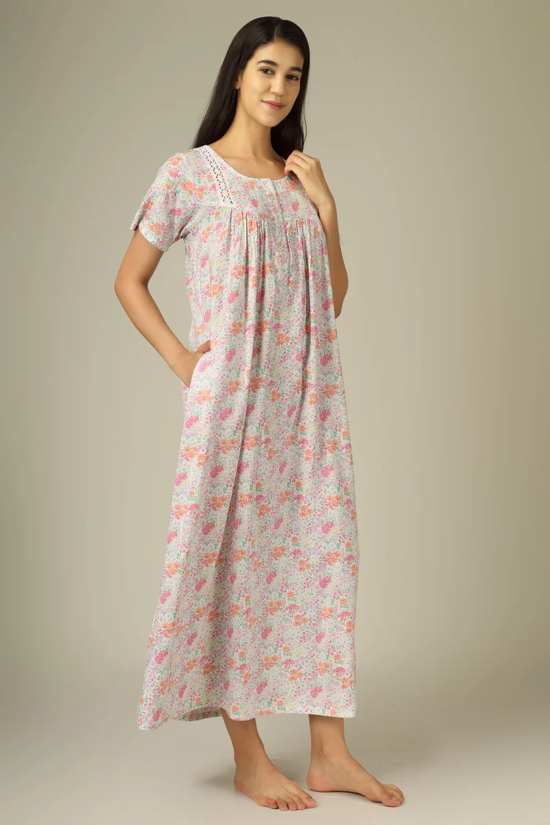 After Dark Buttercup, Multicolor Nightdress