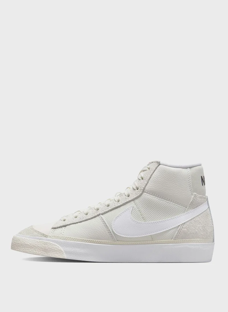 Nike Blazer Mid '77 Pro Club