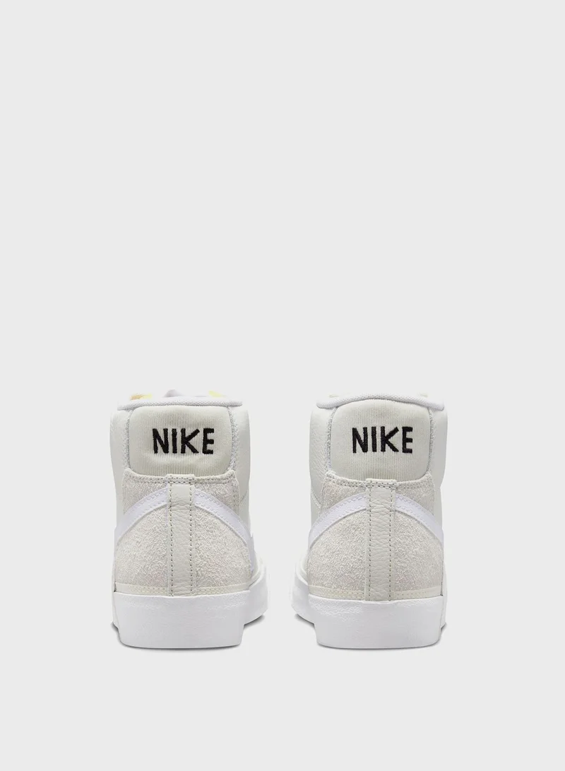 Nike Blazer Mid '77 Pro Club