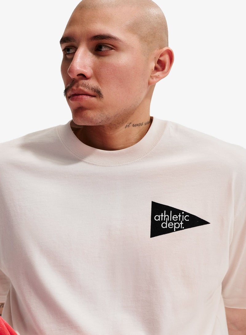 Nike Nsw Loose Celebrate Brand T-Shirt - Image 4