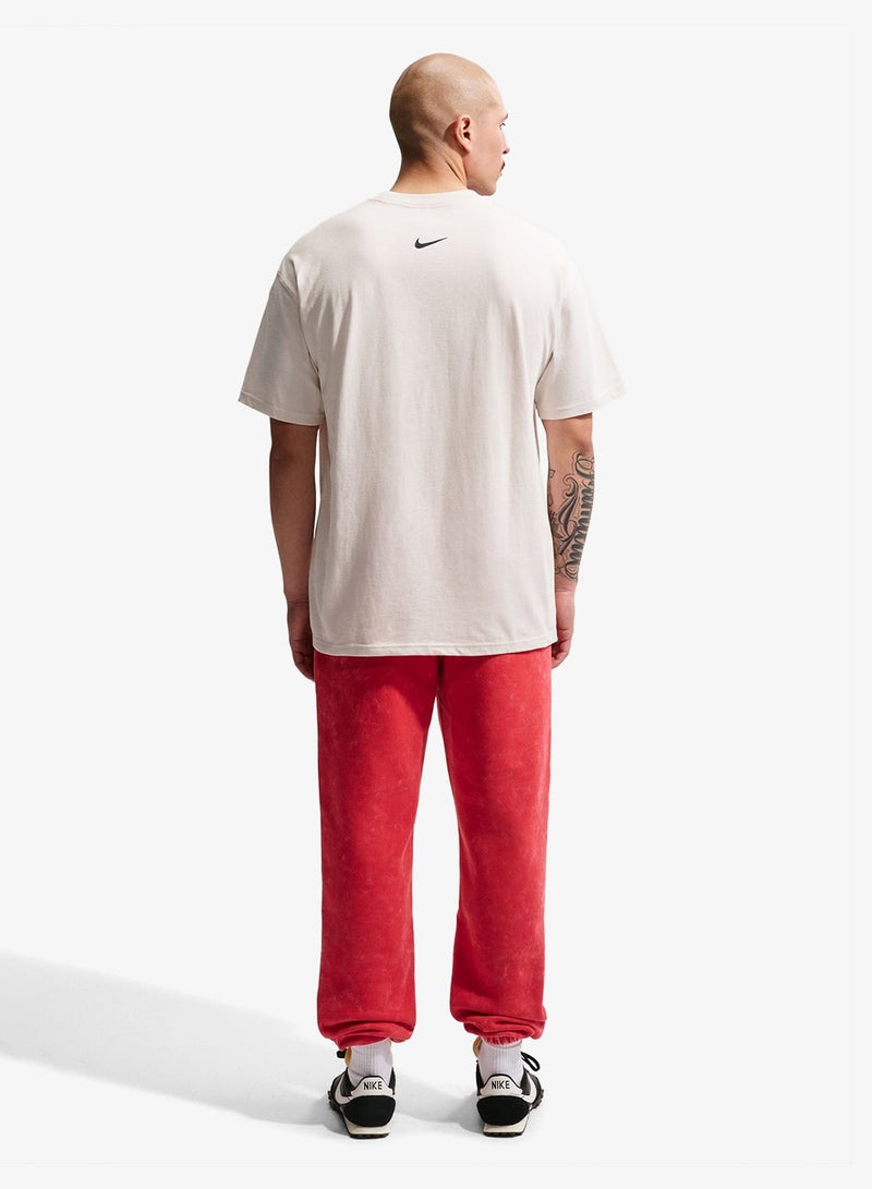 Nike Nsw Loose Celebrate Brand T-Shirt - Image 2