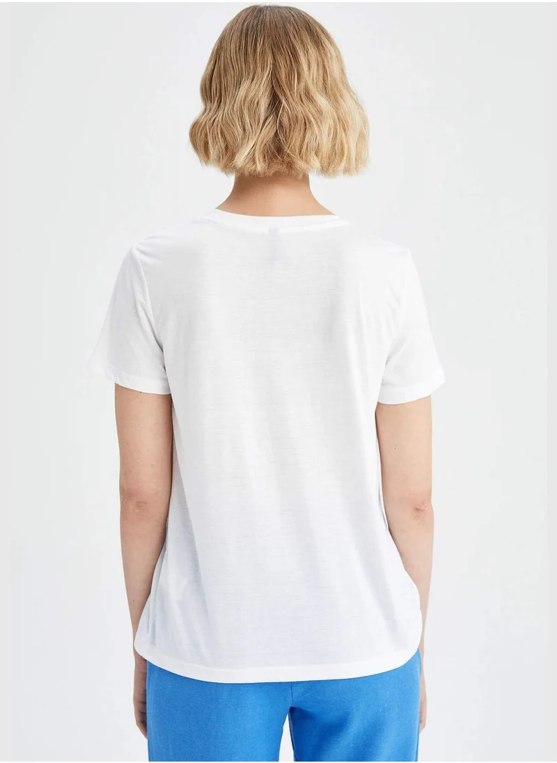 ديفاكتو Regular Fit Short Sleeve Colour Block Slogan Print T-Shirt