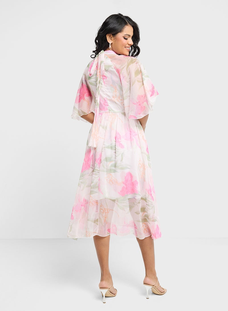 ايلا فستان بطبعة زهور - Image 2