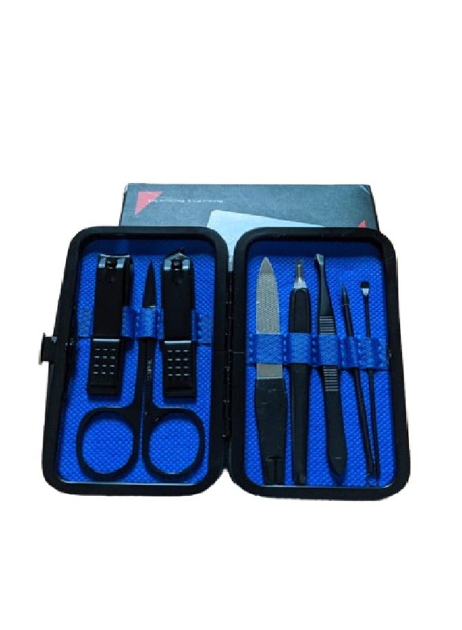 Your personal nail care kit. Your beauty begins at your fingertips. - Image 1