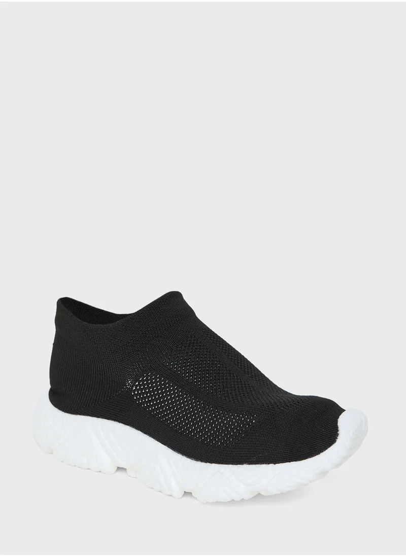 سفنتي فايف Casual Knitted Slip Ons