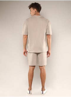 Campus Sutra Men's Coin Grey Solid Oversized Co-Ord Set  - Image 5