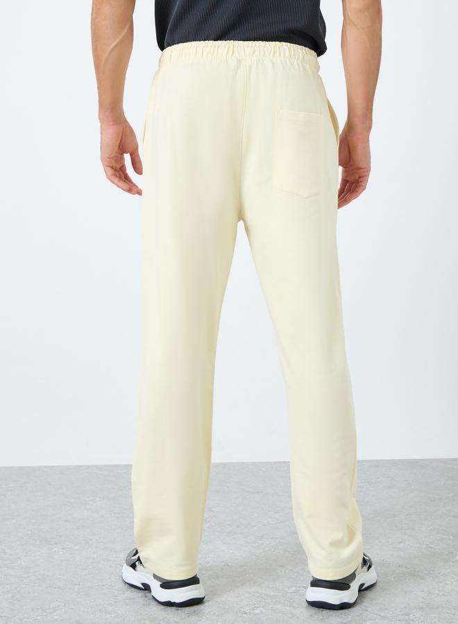 ستايلي بنطال جوغر سادة بقصة أرجل مستقيمة - Image 4