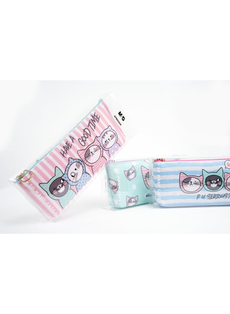 M&G Pencil Bag  Triangle shape - Image 3