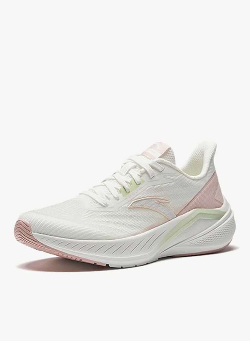 انتا أحذية الجري ستينج