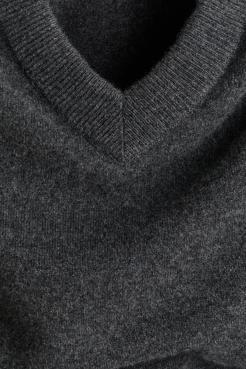 H&M  Relaxed Fit Cashmere jumper for Men | Best Price UAE