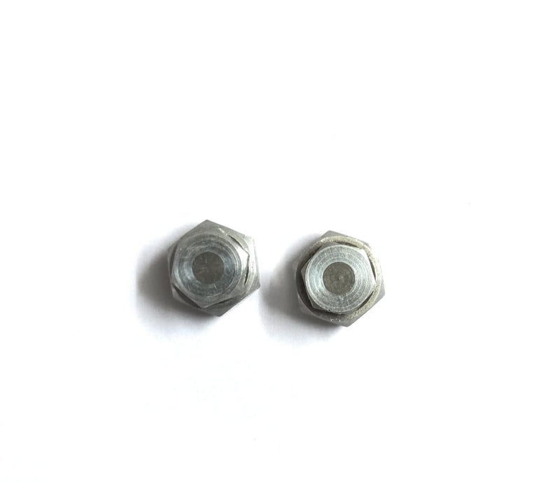 Replacement pressure cooker Mini Safety valve for 1.5 to 10 Liter Fits only to prestige Deluxe and Deluxe Alpha Model 2pcs (please see all details like Size,Model and Brand  - Image 1