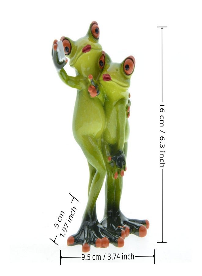 Queemie Creative Selfie Frog Couple Resin Statues, Romantic Frogs Lovers Ornament Sculptures for Outdoor Desk Entryway Bookshelf Bar Home Decorations Gifts - Image 2