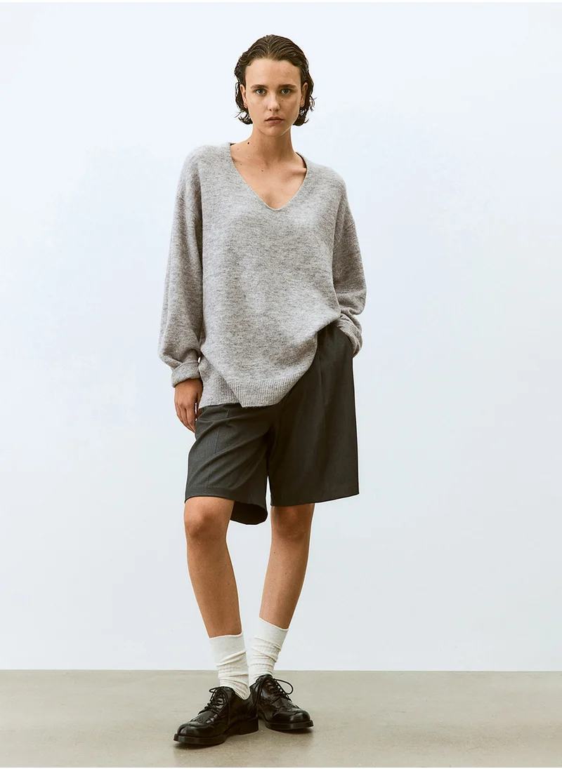 اتش اند ام Oversized Jumper