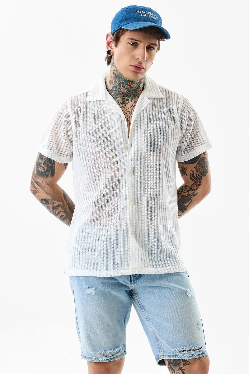 سنيتش قميص كروشيه أبيض بتصميم ذاتي بقصة صندوقية