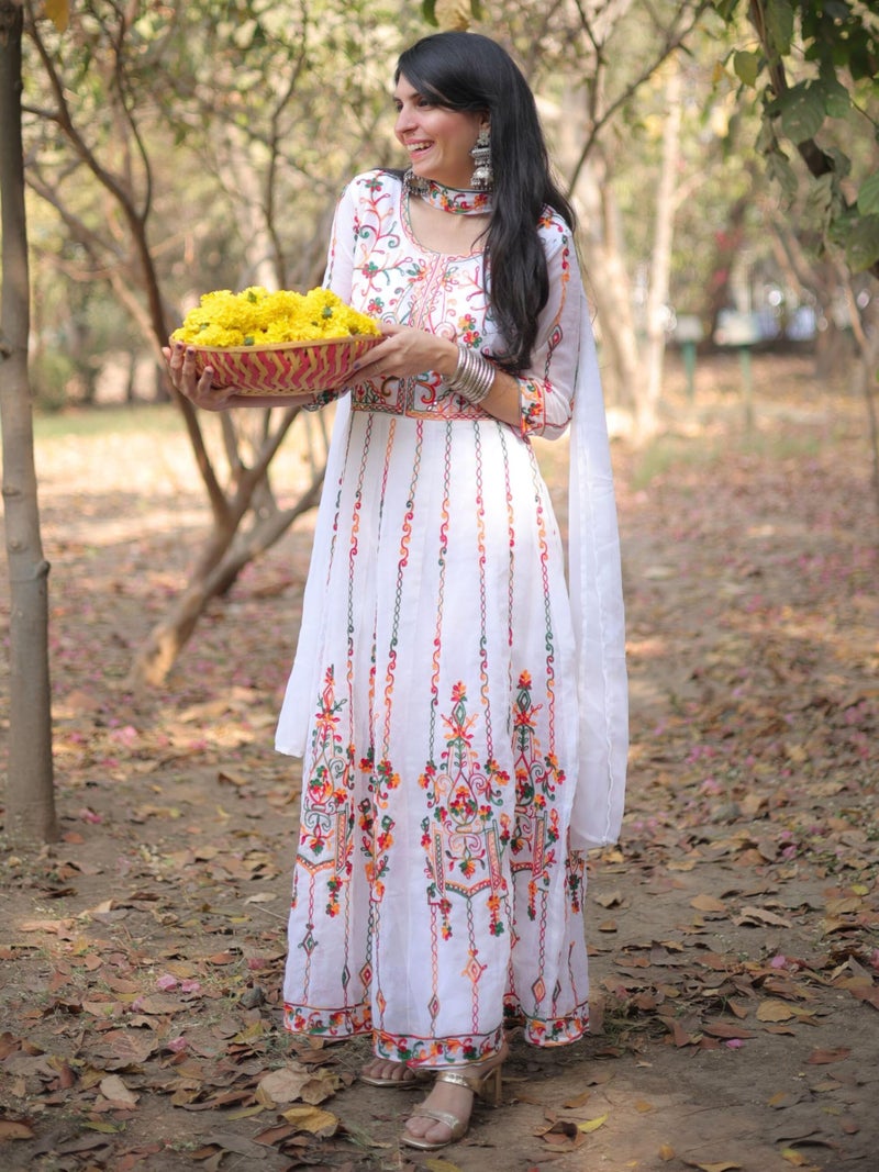 EthnicJunction Women's Georgette Embroidered Anarkali Kurta with Choker Dupatta Set White - Image 5