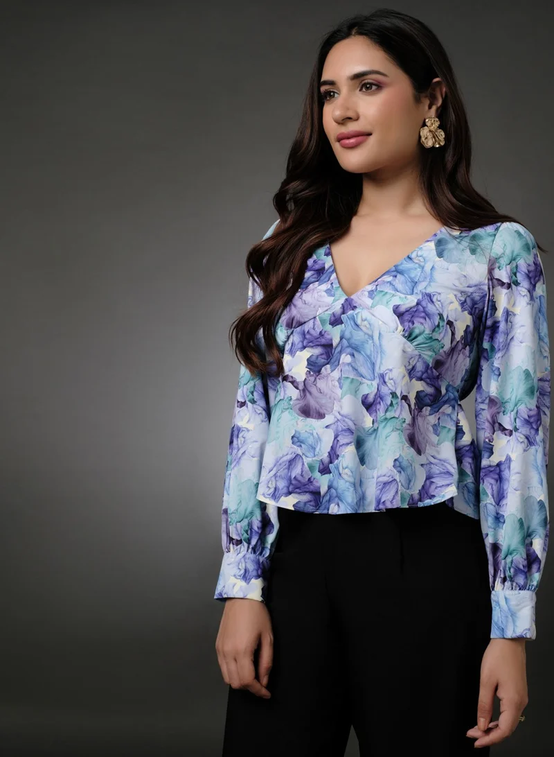 Zigzag Long Sleeve Vneck Chiffon Printed Top
