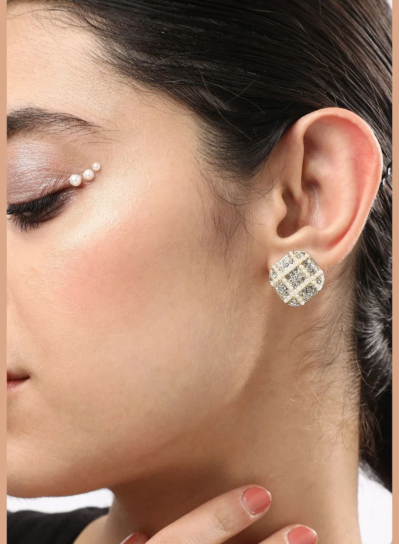 SOHI Silver Plated Designer Stone Casual Stud For Women