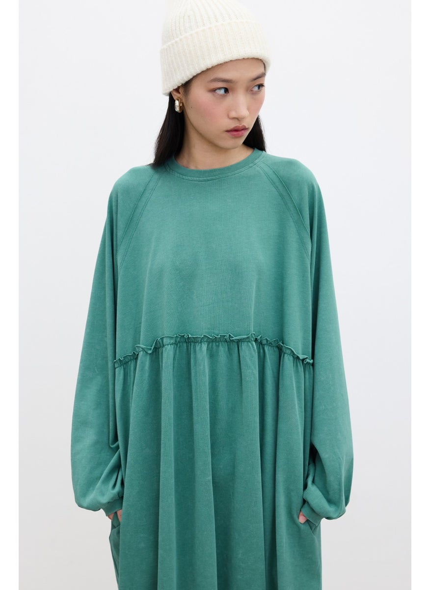 Oversized Gathered Dress Green - pzsku/ZDB79168A7470004CF856Z/45/_/1741272208/0ab1e06e-3db8-4795-98be-22edbe209182