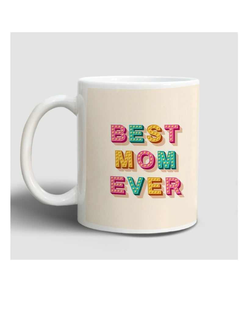 حكاية شمعة مج من السيراميك بطبعة تصميم "أفضل أم" بلون أبيض - Image 3