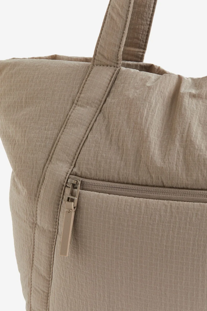 H&M Padded Sports Tote