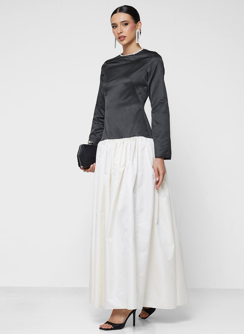 نمشي x فستان سهرة بتصميم متباين - Image 4