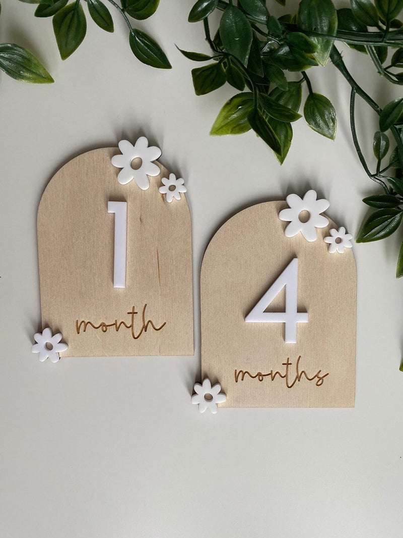 Curious Button 3D Wooden Half Oval Monthly Milestone Arch for Baby Photos, Newborn Signs, Baby Shower Gift, Birth Announcement, Pregnancy Sign - Image 4