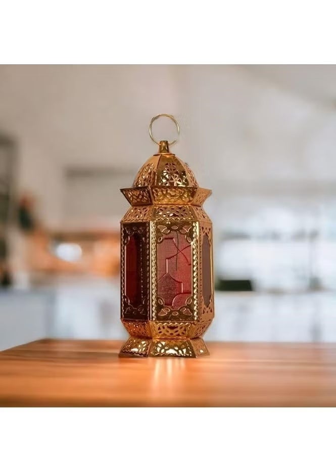 فانوس رمضاني معدني كلاسيكي ذهبي مضيء بزجاج ملون – ديكور منزلي أنيق وديكور رمضان مميز للتعليق أو الرف – المقاسات: ارتفاع 33 سم × عرض القاعدة 8×8 سم × أكبر عرض 13 سم (منتصف الفانوس) - Image 2
