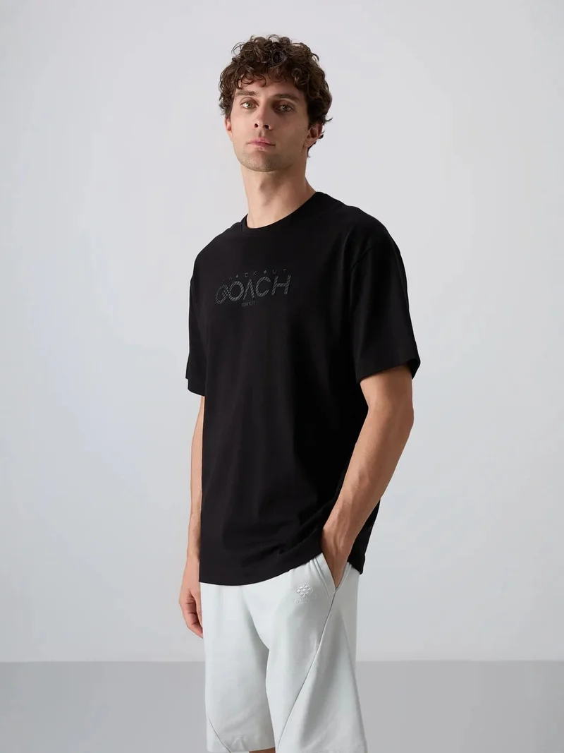 TOMMYLIFE TOMMY Oversized Logo Patch Crew Neck T-Shirt