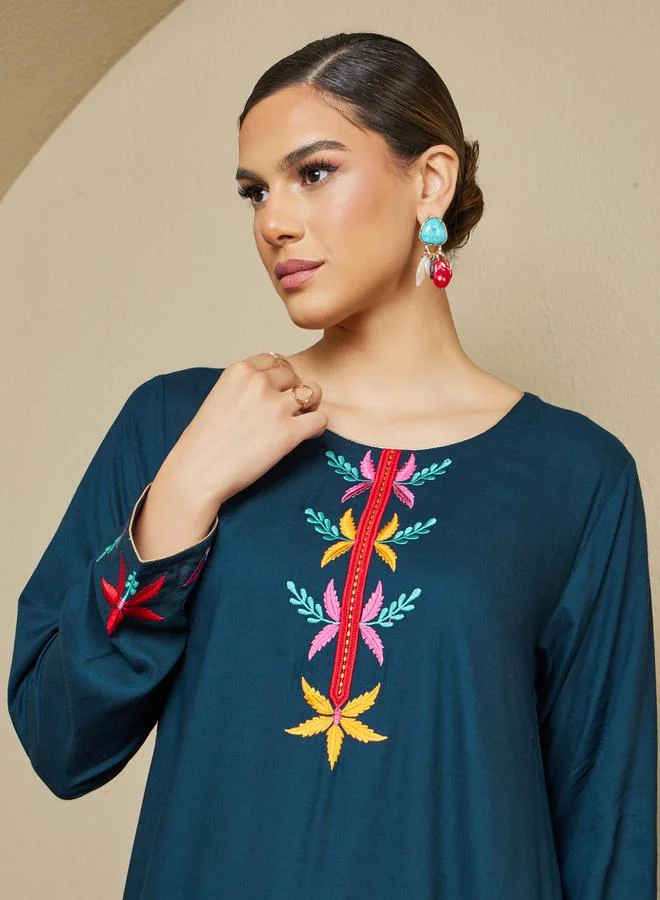 Styli Embroidered Round Neck A-Line Jalabiya