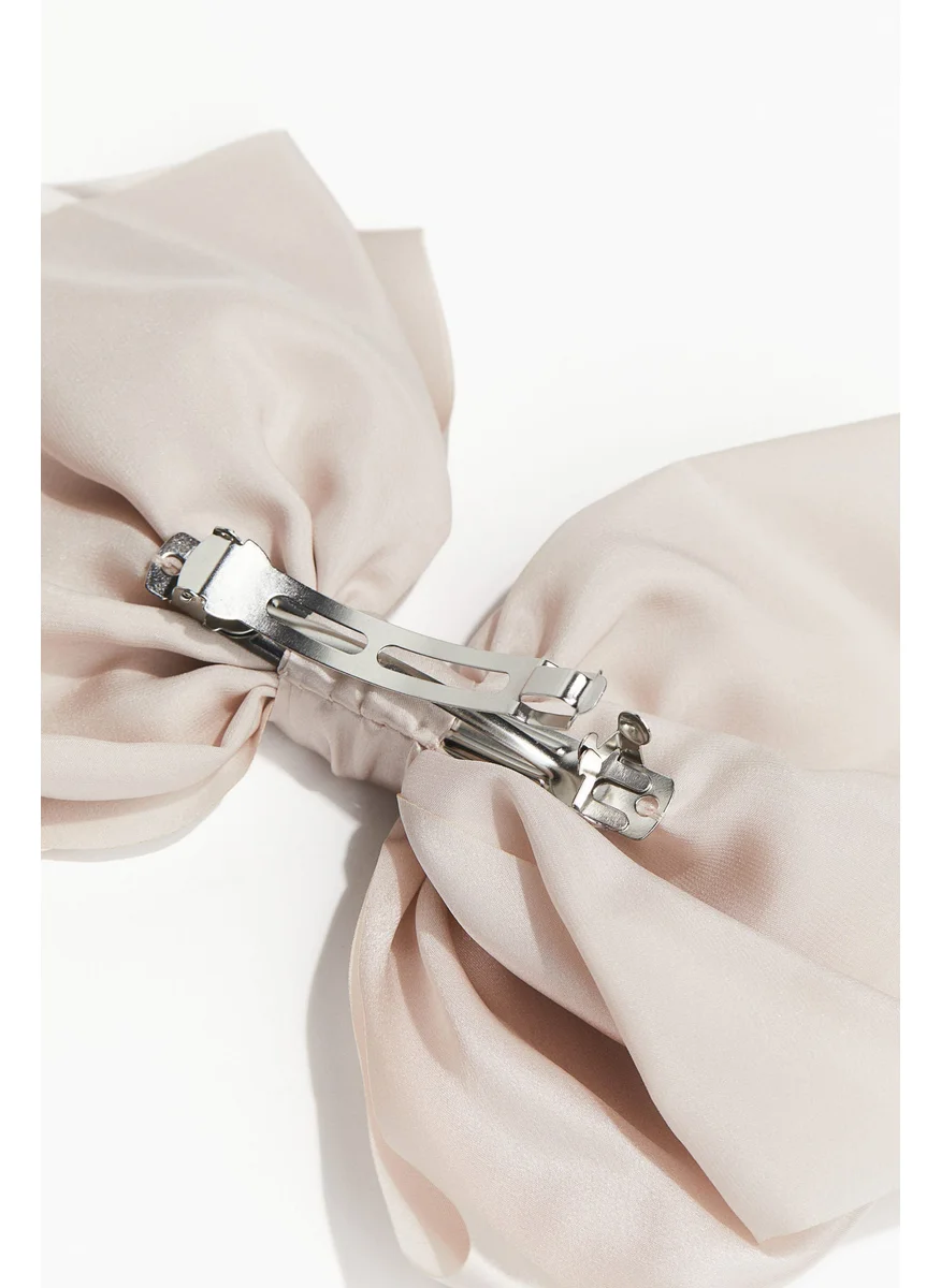 H&M Bow-Decorated Hair Clip