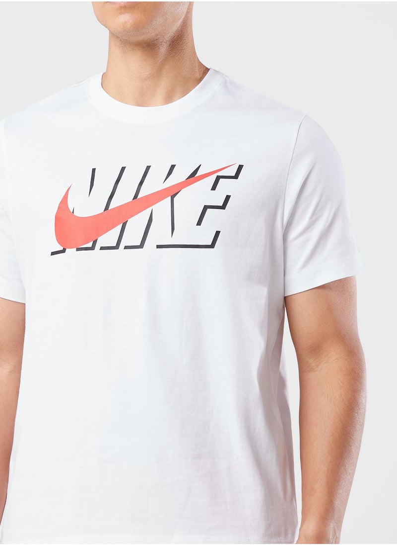 Nike - Nsw Swoosh Block T-Shirt - Image 1