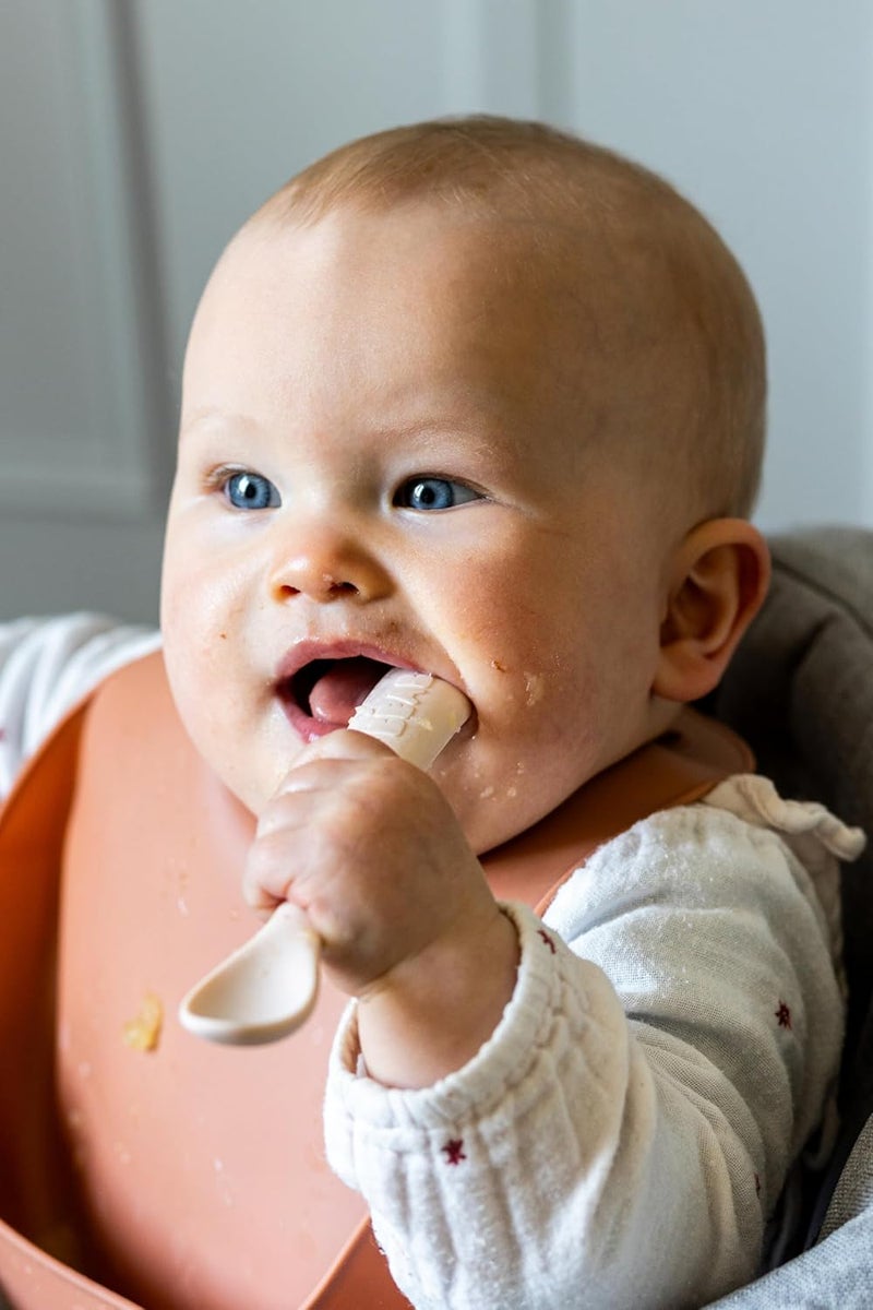 Baba BEABA Baby's First Foods Spoon Set with Travel Case, Original Soft Silicone Baby Spoons, Baby Essentials, Travel Set, Clay - Image 3
