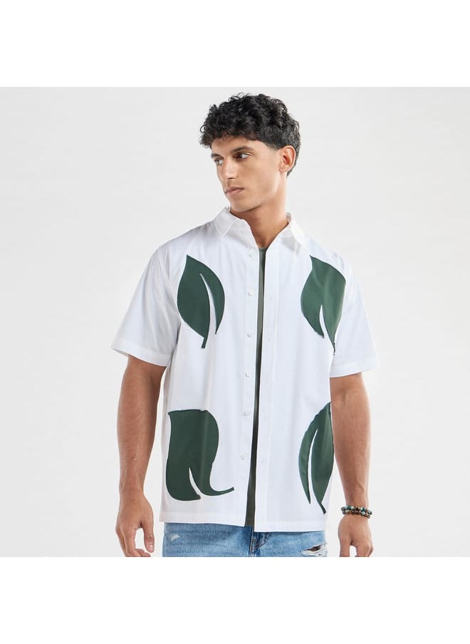 FAV - Leaf Applique Detail Shirt with Short Sleeves - Image 1