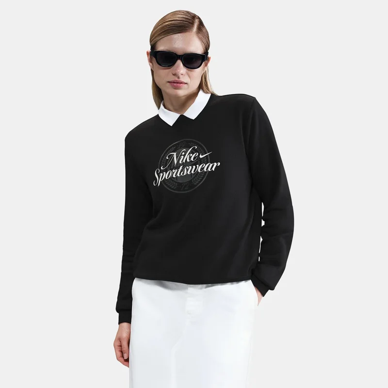 Nike Women's Sportswear Club Graphic Sweatshirt
