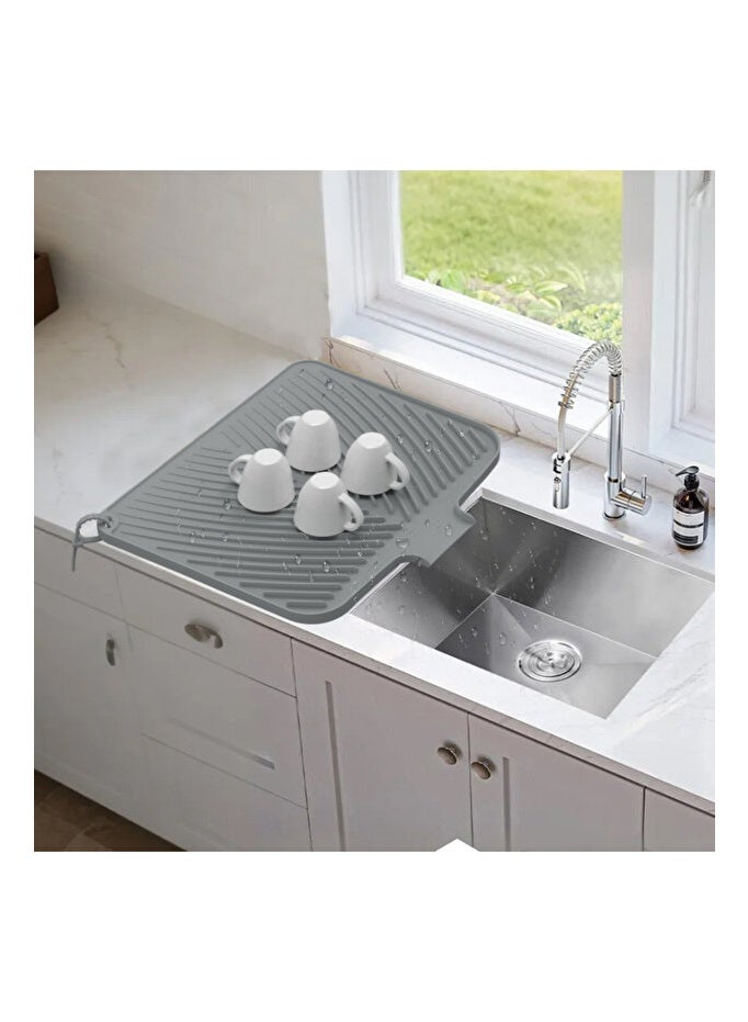 High-quality silicone dish drying mat, heat-resistant and non-slip. - Image 1