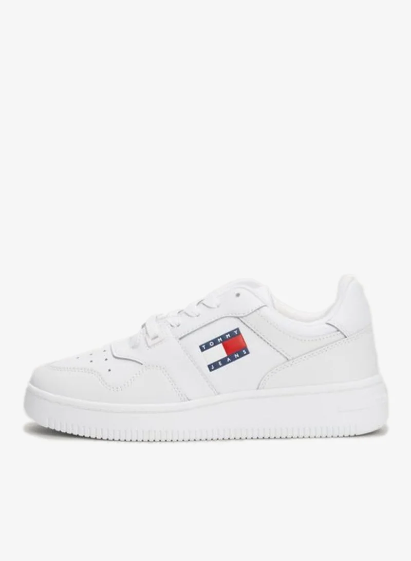 تومي جينز سنيكرز كرة السلة بتصميم كلاسيكي وكاحل منخفض