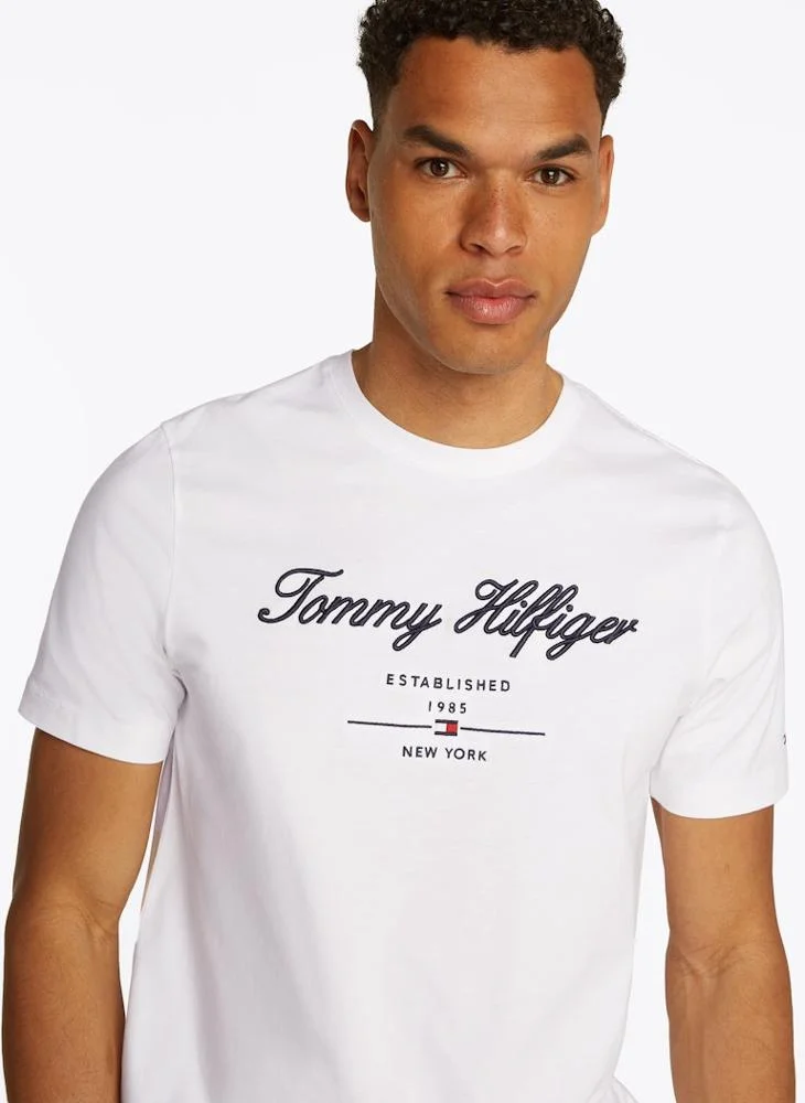 TOMMY HILFIGER Regular Fit T-Shirt With Script Logo