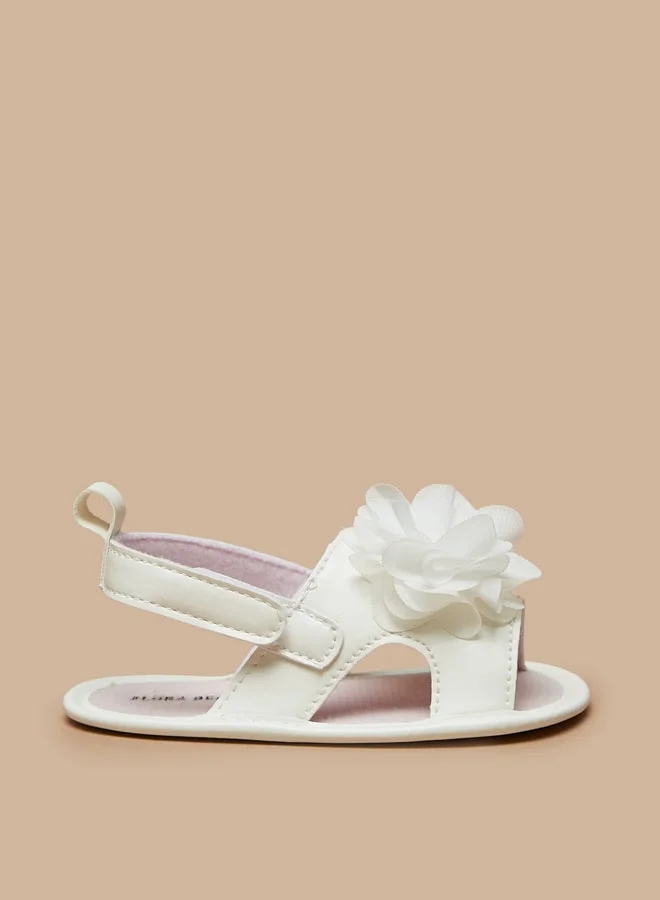 فلورا بيلا من شو إكسبرس Girl's Floral Applique Backstrap Booties With Hook And Loop Closure