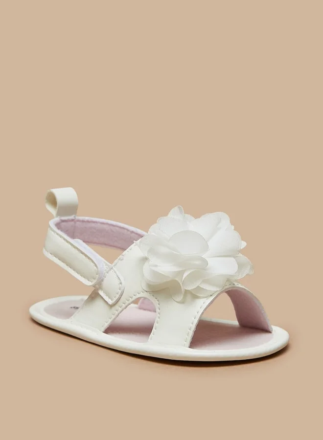 فلورا بيلا من شو إكسبرس Girl's Floral Applique Backstrap Booties With Hook And Loop Closure