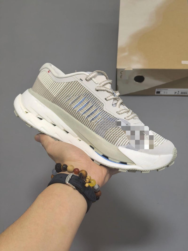 ON Breathable Low-Top Running Trainers with Cushioned Thick Sole for Men and Women - Image 1