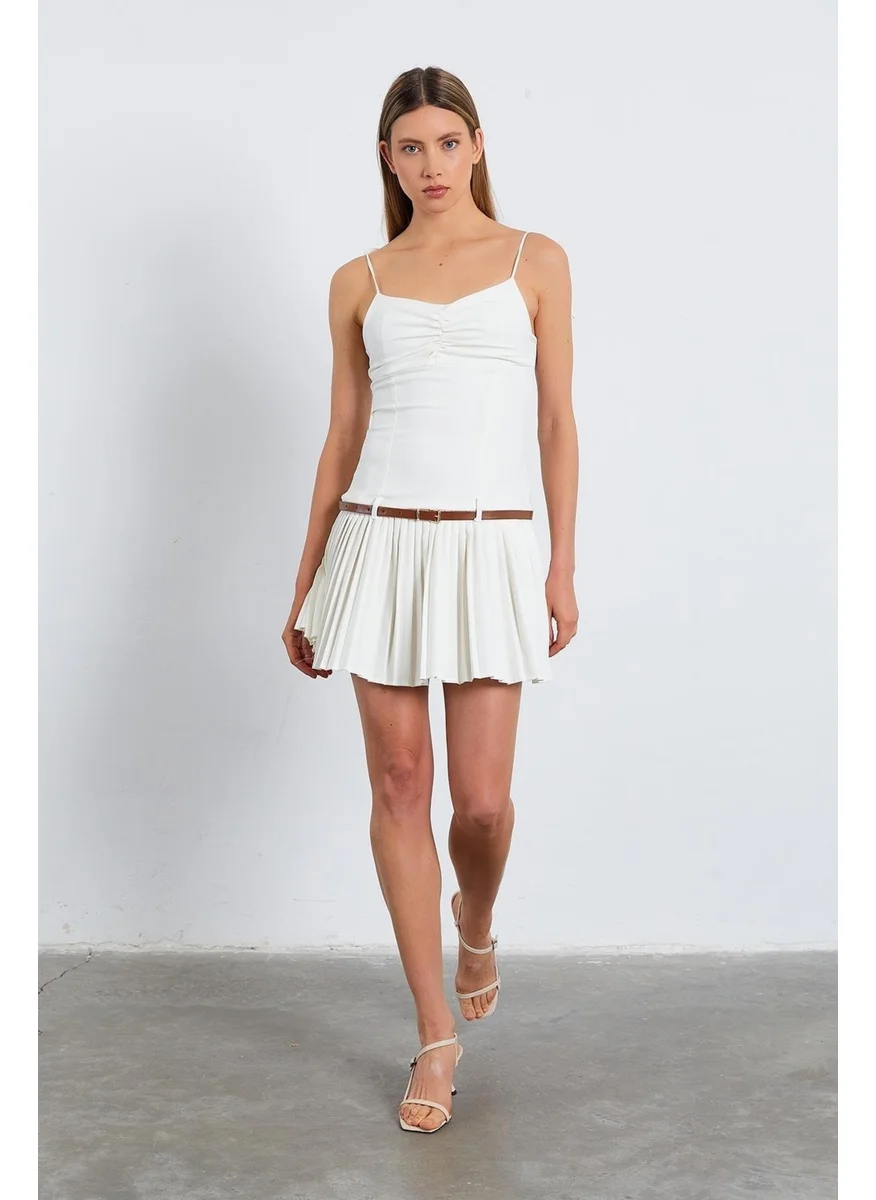 تينا Women's White Belted Pleated Dress