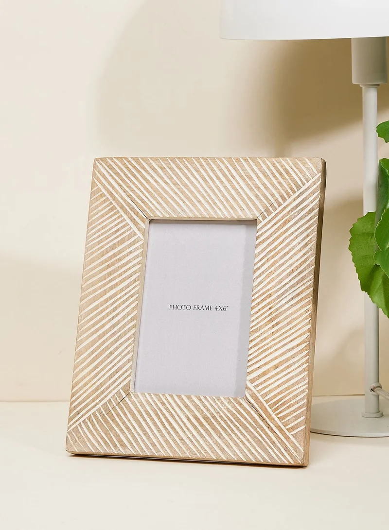 AURORA "4X6"" Photo Frame Mango Wood With Carved Lines"