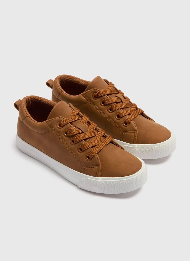 ماتلان Boys Tan Smart Lace Up Trainers