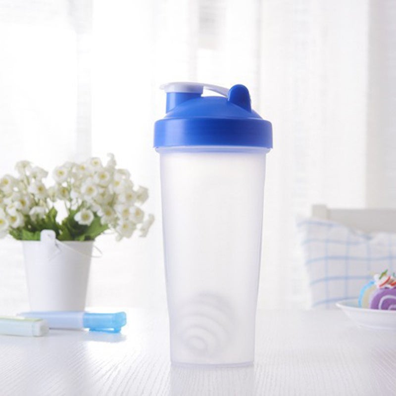 Large capacity 600ml fitness protein powder shake cup milkshake plastic mixing cup with scale can be set LOGO in stock Blue 