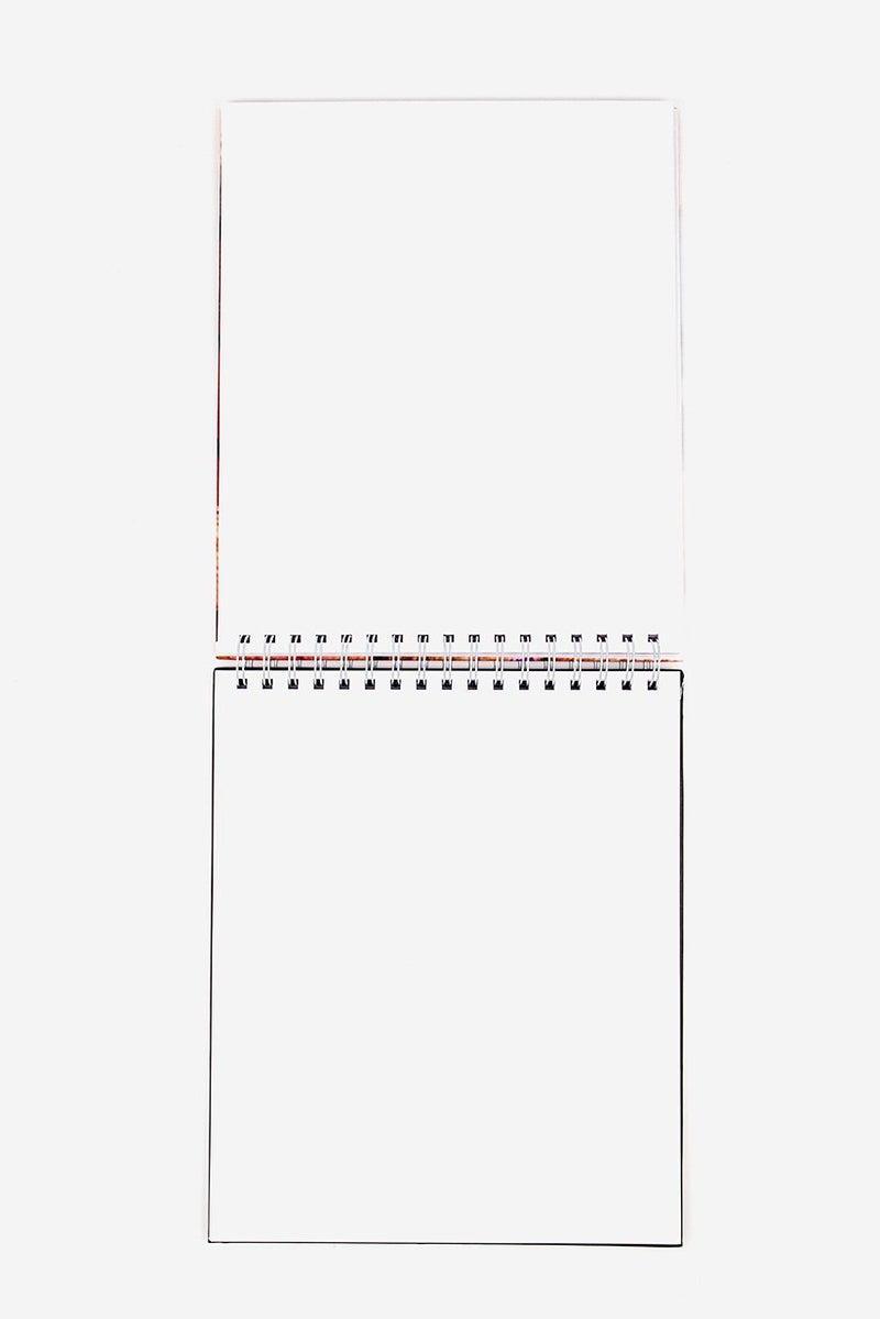 VOTUM Create Sketchbook 29 H x 24 L x 2 W cm, White Combo - Image 3