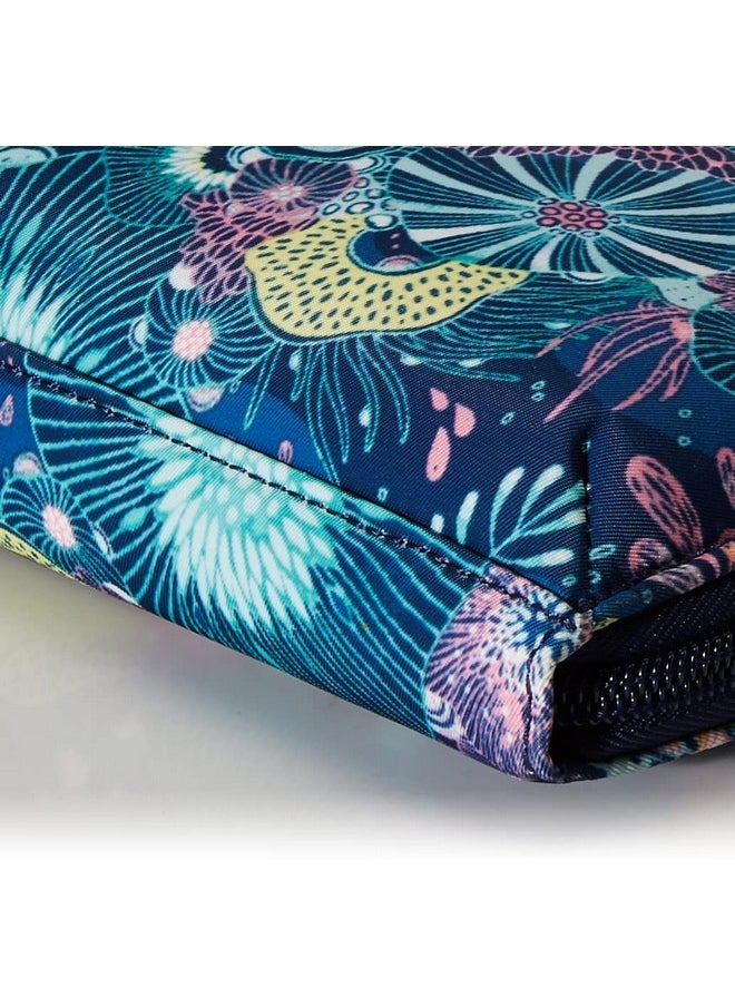 Sakroots Artist Circle Smartphone Crossbody In Eco Twill Detachable Wristlet Strap Royal Blue Seascape  - Image 4