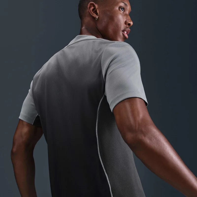 نايكي تيشيرت كرة القدم سترايك+ دراي فت للرجال